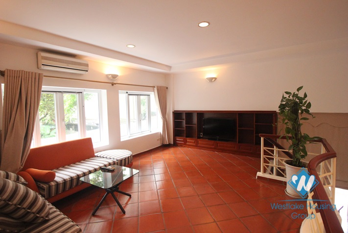 Rental apartment with one bedroom in Tay Ho street, Ha Noi